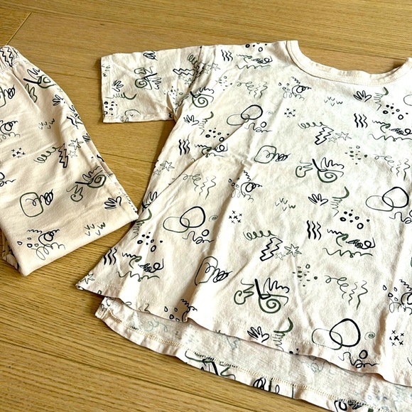 Open Edit Other - Open Edit beige shifting scribbles matching set size 6